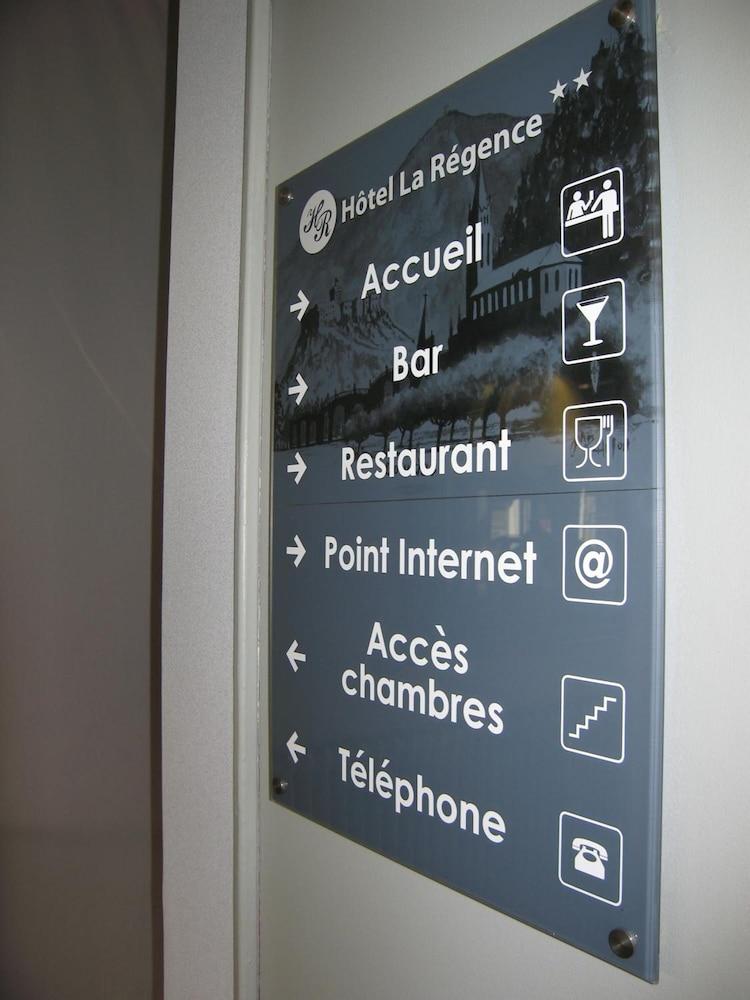 Hotel Restaurant La Regence Lourdes Exteriör bild