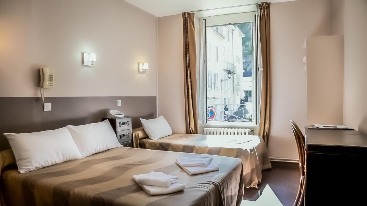 Hotel Restaurant La Regence Lourdes Exteriör bild