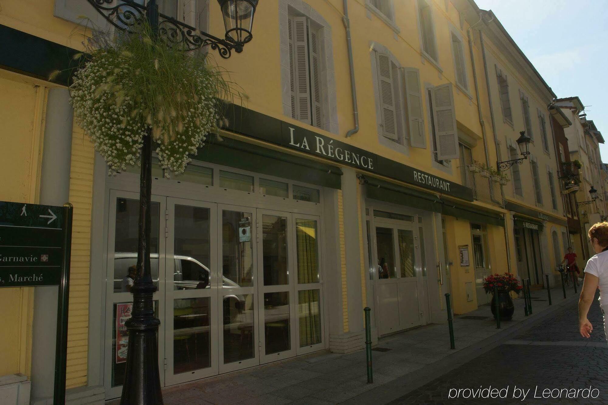 Hotel Restaurant La Regence Lourdes Exteriör bild